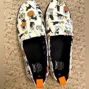 Toms Glow In The Dark Halloween Black Cat Kids Size 5 Youth (7 Women's)